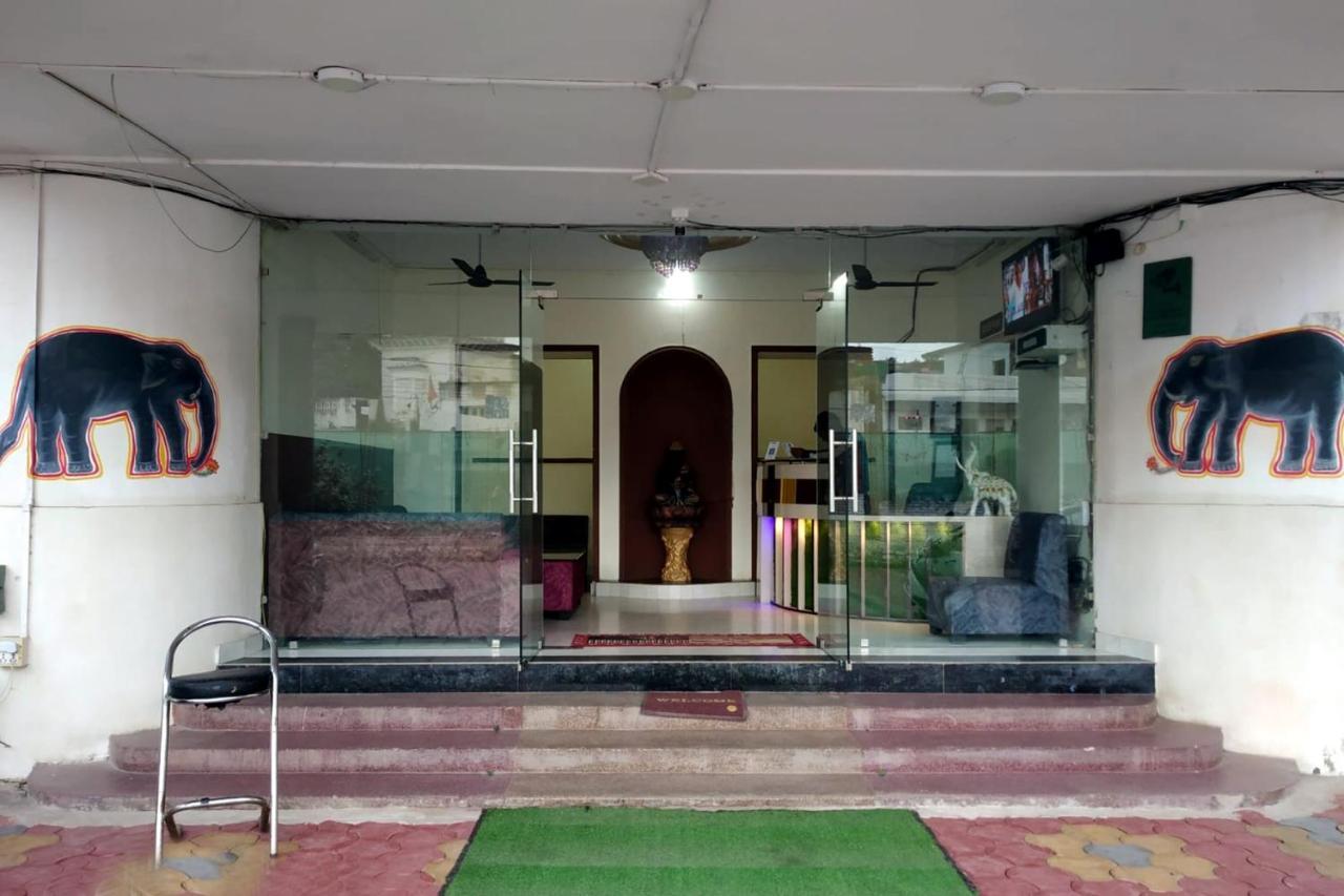 Hotel Kumkum Chhaya Panna Exterior foto